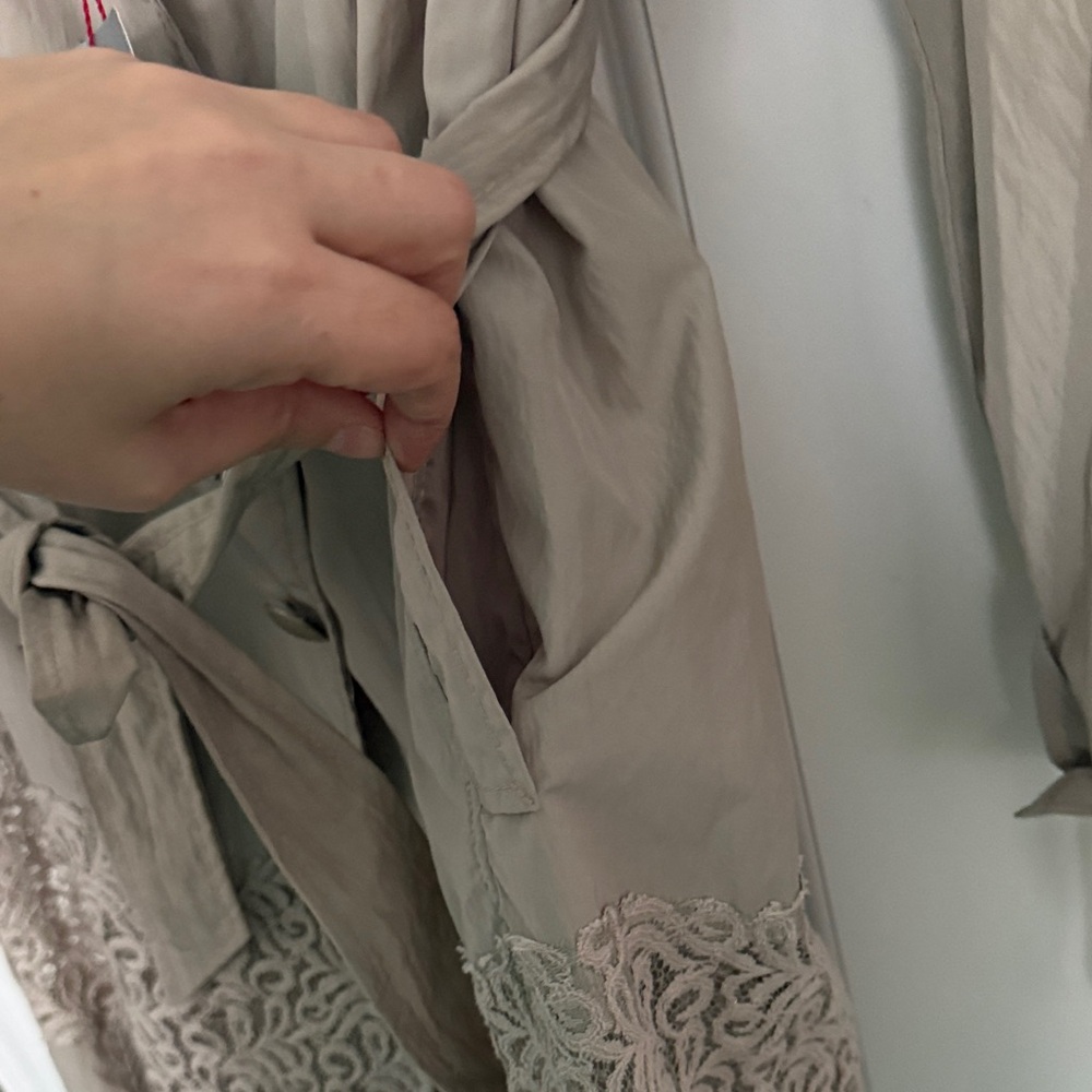Italian Tan Trench Coat - Picture 6 of 8
